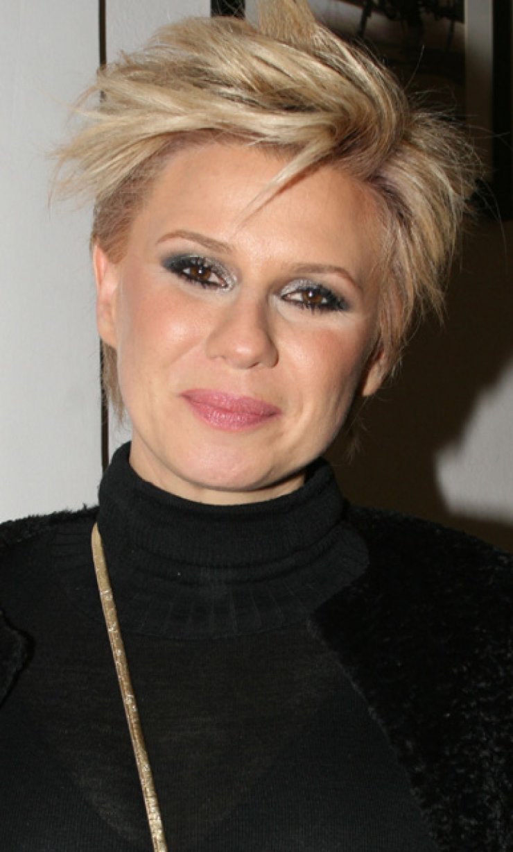 Κατερίνα Καραβάτου: "Έχω περάσει ωραίες στιγμές με τη Ναταλία"