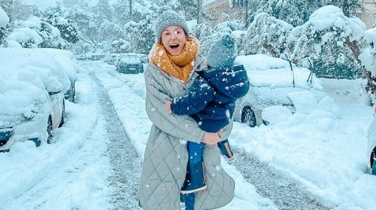 Κατερίνα Παπουτσάκη: Ο γιος της έκλεισε δυο ετών και το γιόρτασαν οικογενειακώς [εικόνες] 