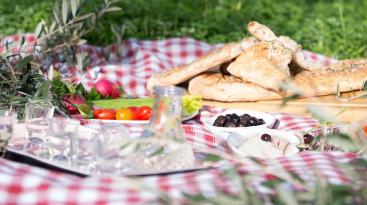 Καθαρή Δευτέρα: Προσοχή στις διατροφικές παγίδες