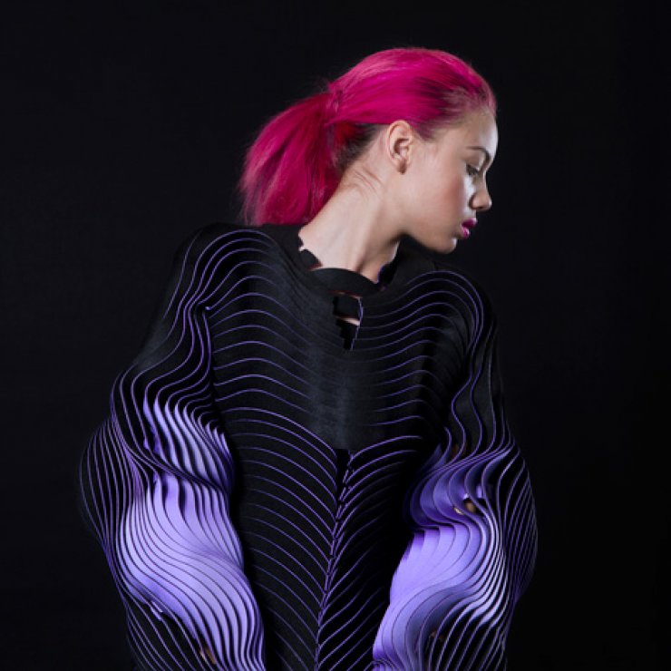 Ρούχα με κίνηση