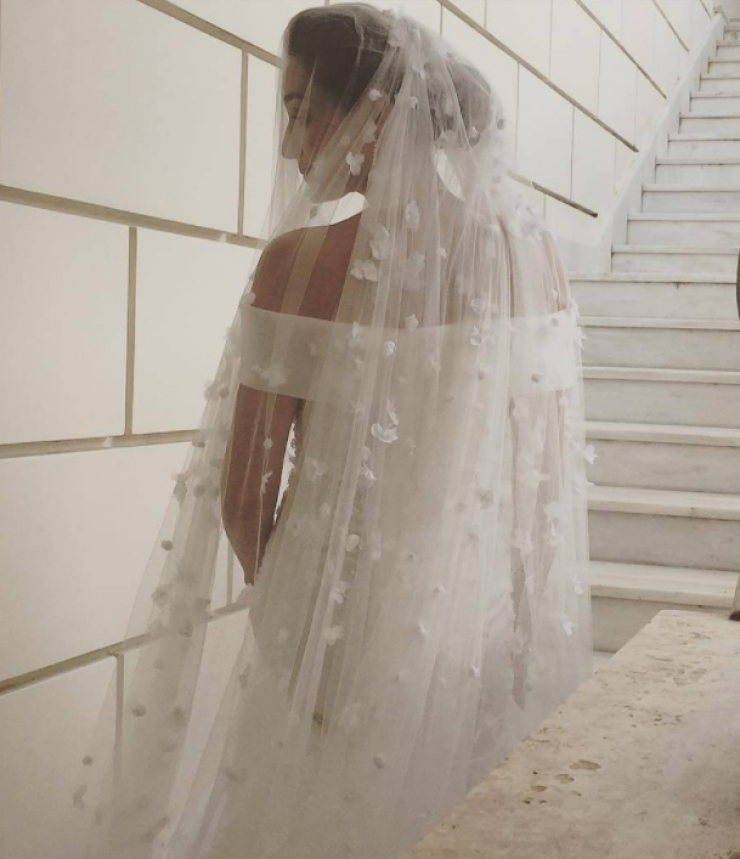 Οι λεπτομέρειες του υπέροχου νυφικού της Κάτιας Ζυγούλη! [εικόνες]