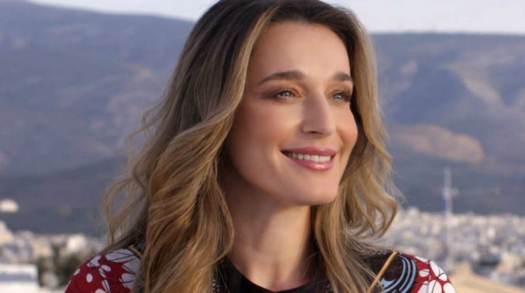 Η Κάτια Ζυγούλη μας δείχνει εύκολο μακιγιάζ για όλες τις ώρες! [βίντεο]