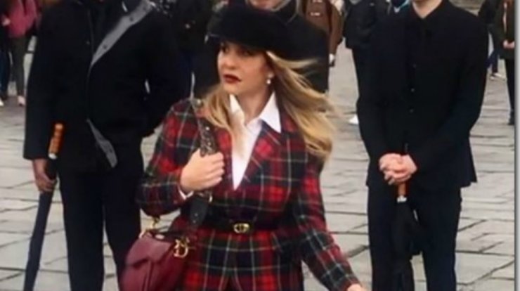 Κάτια Θεοδότου: Το chic outfit της στο Paris Fashion Week