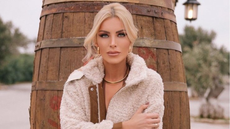 Κατερίνα Καινούργιου: Η δυσάρεστη έκπληξη που αντίκρισε μόλις έφθασε στο αυτοκίνητό της [εικόνα]