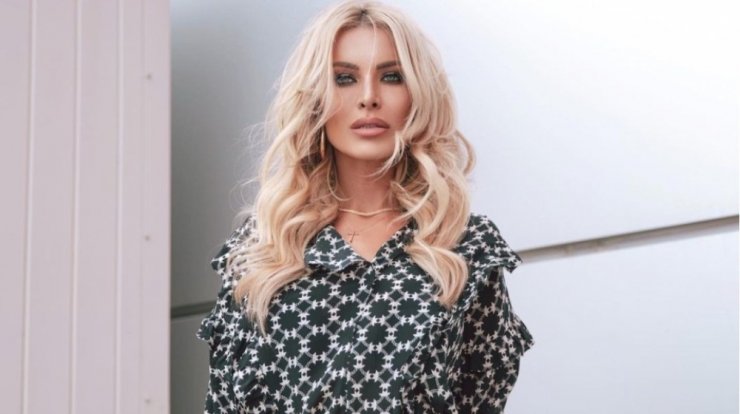 Σοκάρει η Κατερίνα Καινούργιου για τα μηνύματα που λαμβάνει: "Σε παράτησε γιατί είσαι γριά και δεν μπορείς να κάνεις παιδιά" [βίντεο]