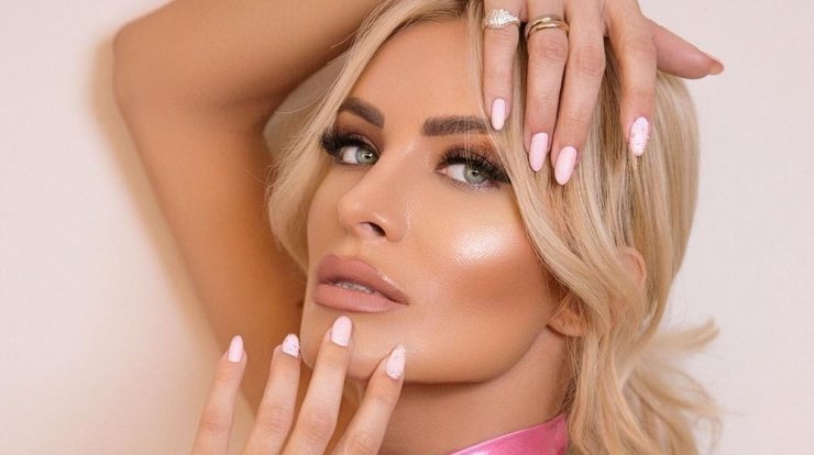 Κατερίνα Καινούργιου: "Λύγισε" on air με τις ευχές που έλαβε από γνωστό πρόσωπο [βίντεο]