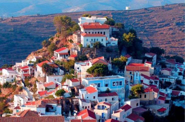 Η Telegraph εκθειάζει την Τζια