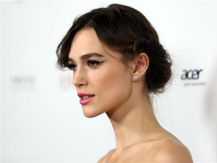 H Keira Knightley θα υποδυθεί την Coco Chanel σε σκηνοθεσία Κarl Lagerfeld