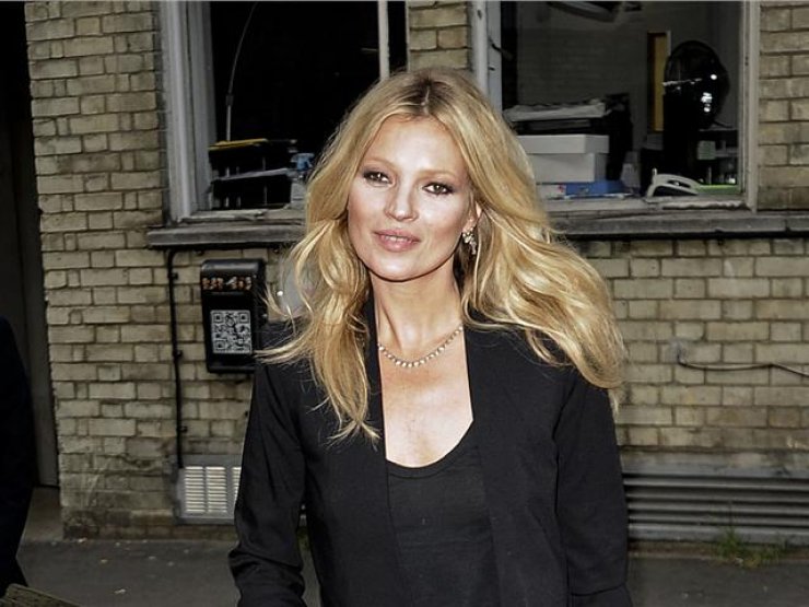 Kate Moss: στα 40 της εξώφυλλο στο Playboy 