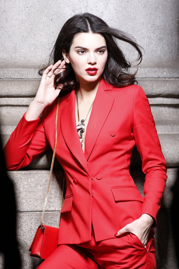 Μια ακόμα καμπάνια για την Kendall Jenner