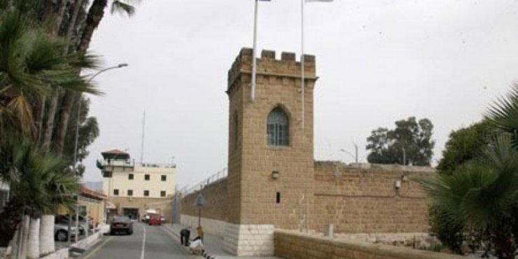 Εξακόσιοι άνθρωποι στη Φυλακή για χρηματικές οφειλές 