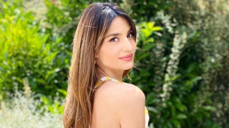 Η Ηλιάνα Παπαγεωργίου έκανε το must - have nail colour της σεζόν!