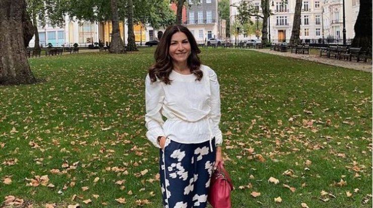 Sunday: Το σύνολο της Άντρης Θεοδοσίου στο Riva που θα σου δώσει inspo