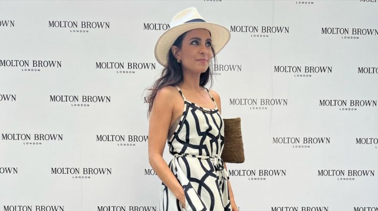 Καλεσμένη σε γάμο: To φόρεμα που σου προτείνει η Μάρσια Θρασυβούλου 