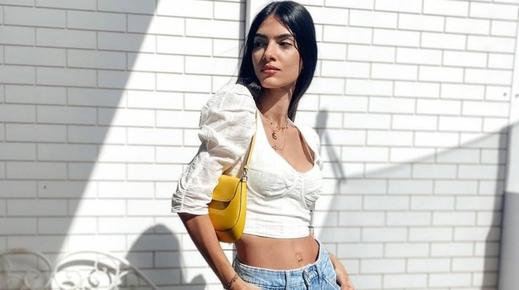 Spring look: Το σύνολο της Άντρεας Κυριάκου που μπορείς να φορέσεις από τώρα