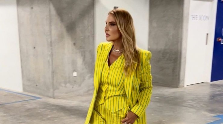 Κάτια Θεοδότου: Φόρεσε το απόλυτο κοστούμι για το καλοκαίρι