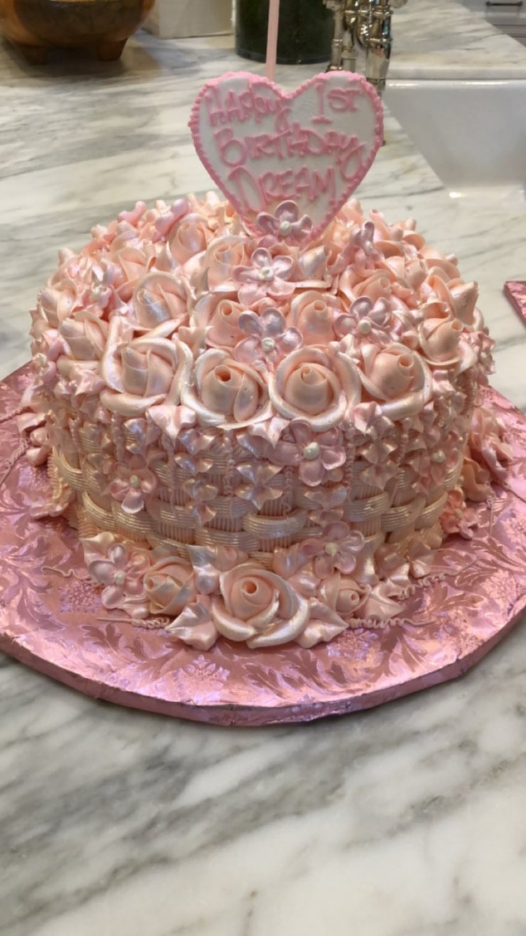 Ονειρεμένα γενέθλια για την κόρη επώνυμου ζευγαριού! [εικόνες]