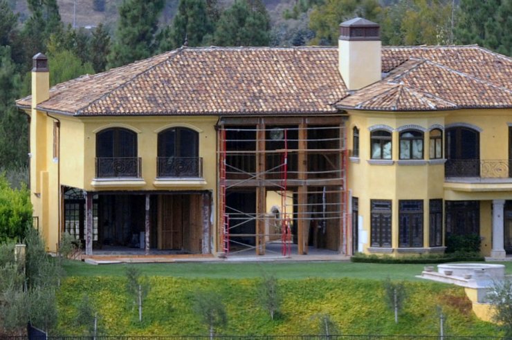 Υπό κατασκευή η ερωτική φωλιά διάσημου ζευγαριού!