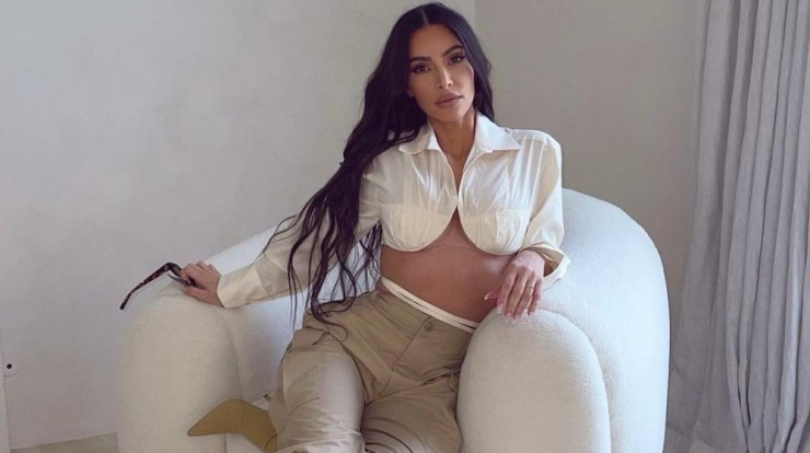 Kim Kardashian: Δεν θα πιστεύετε τι κάνει στο κομμωτήριο - Έτσι όπως δεν την έχετε ξαναδεί!