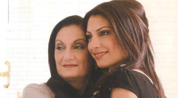 Κύνθια Παυλίδου: “Πολλές φορές με πιάνουν τα ευαίσθητά μου και βλέπω βίντεο που ήμασταν μαζί” [βίντεο]