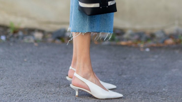 Chic & comfortable kitten heel sling back shoes