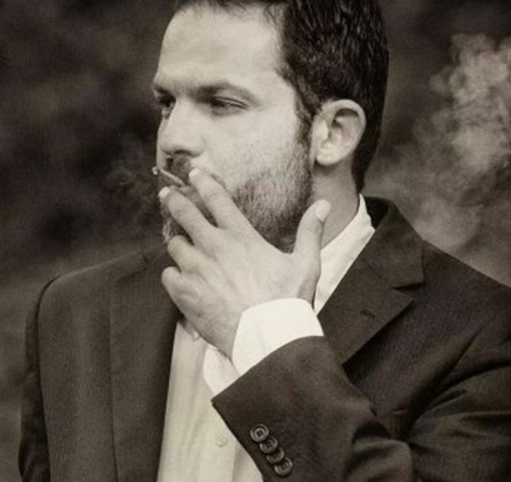 Χάρης Κκολός: Ένα μήνα μετά τον ερχομό της κόρης του και εγκαταλείπει την οικογένειά του!