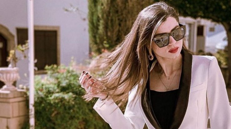 Κλέλια Γιασεμίδου: Δείτε τι κάνει στο καμαρίνι λίγο πριν βγει στον αέρα του "Όλα Καλά"