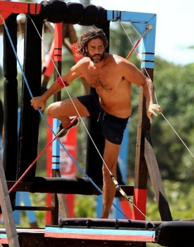 Οι πρώτες εικόνες του Κώστα Κοκκινάκη από την άφιξή του στην Ελλάδα