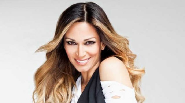 Έλλη Κοκκίνου: Τα σκαλιά της εκκλησίας τα ανέβηκα και τα κατέβηκα, τέλος