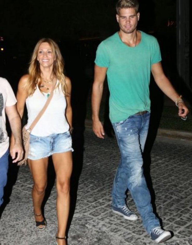 Γιώργος Μπόγρης: Δείτε με ποια γνωστή ηθοποιό κάνει διακοπές ο πρώην σύντροφός της Έλλης Κοκκίνου