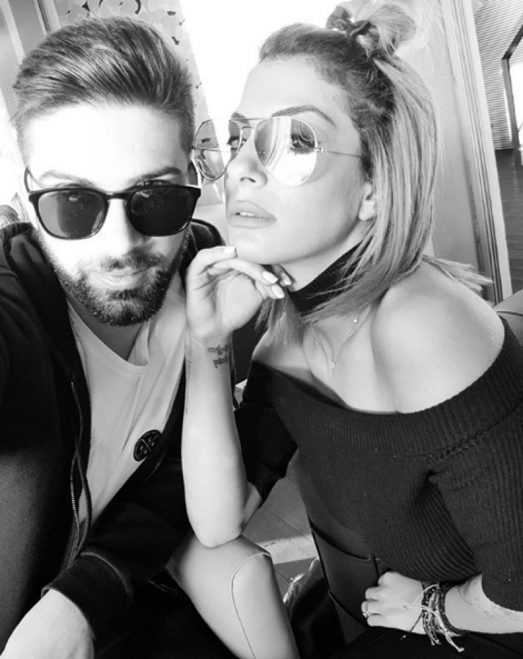 Ανδρέας Λέοντας – Χριστίνα Κονναρή: Μας βάζουν στο μοντέρνο διαμέρισμά τους!