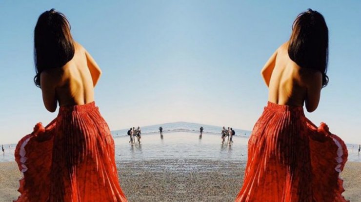 Επώνυμη Ελληνίδα πόζαρε topless! [εικόνες]