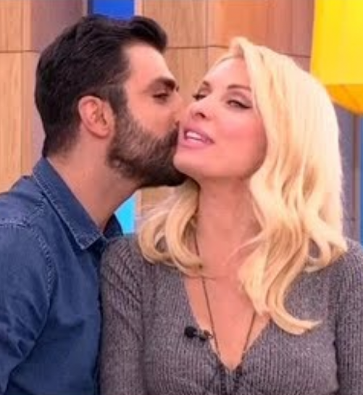 Αποστόμωσε την Ελένη Μενεγάκη on air ο Μαρίνος Κόνσολος! [βίντεο]