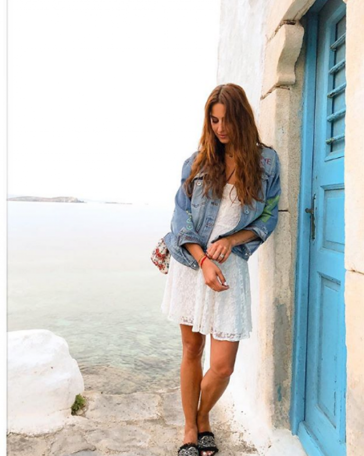 Κωνσταντίνα Ευριπίδου: Μάθετε για ποιον επαγγελματικό λόγο ταξίδεψε στη Μύκονο!