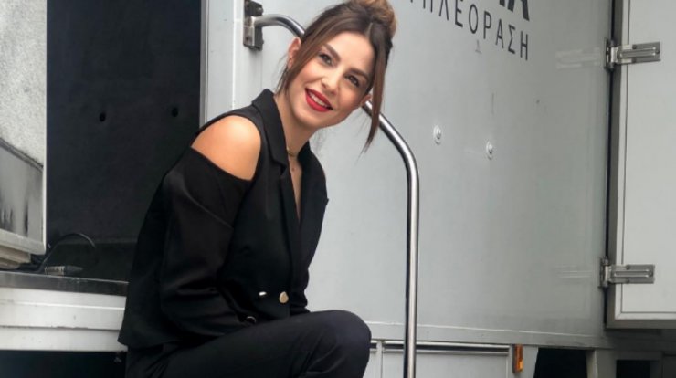 Μάθαμε πόσα κοστίζουν τα sneakers που φόρεσε η Κωνσταντίνα Ευριπίδου 