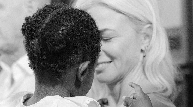 Χριστίνα Κοντοβά: Μας δείχνει πρώτη φορά το πρόσωπο της κόρης της, Ada [εικόνες]