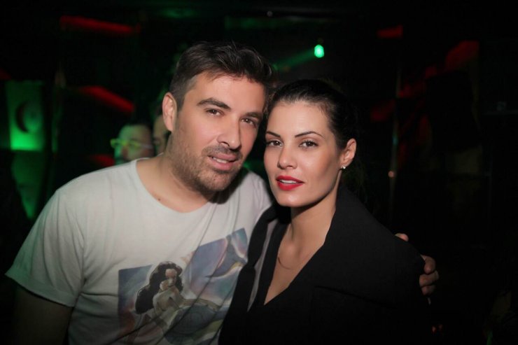 Μαρία Κορινθίου – Γιάννης Αϊβάζης: Άρχισαν τα μπάνια και δείχνουν πιο ερωτευμένοι από ποτέ! [εικόνες]