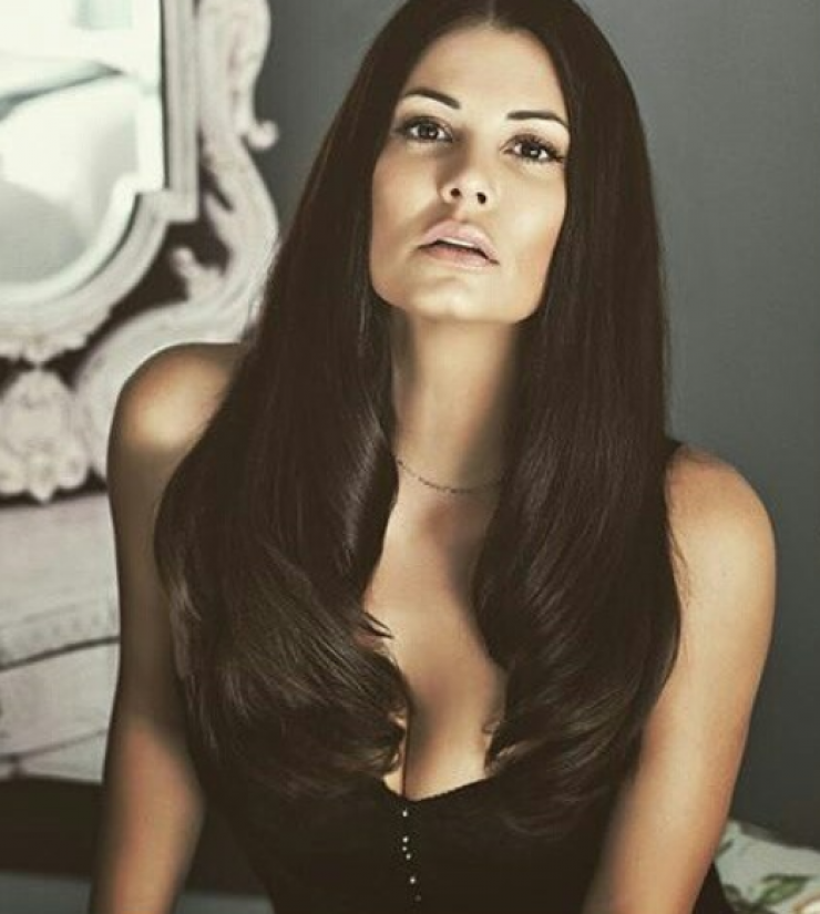 Έβαλε τα κλάματα η Μαρία Κορινθίου on camera!