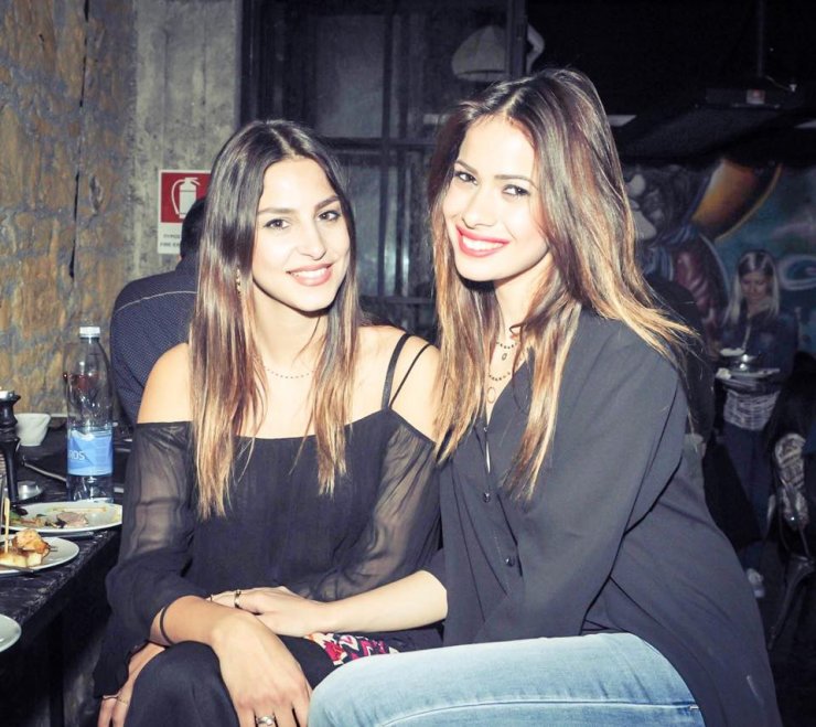 Ευριπίδου - Κορτζιά: Έριξαν το instagram με τις σέξι ποδάρες τους!