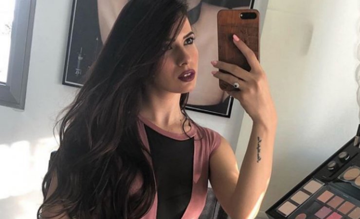 Η Μαρία Κορτζιά κατάξανθη! [βίντεο]