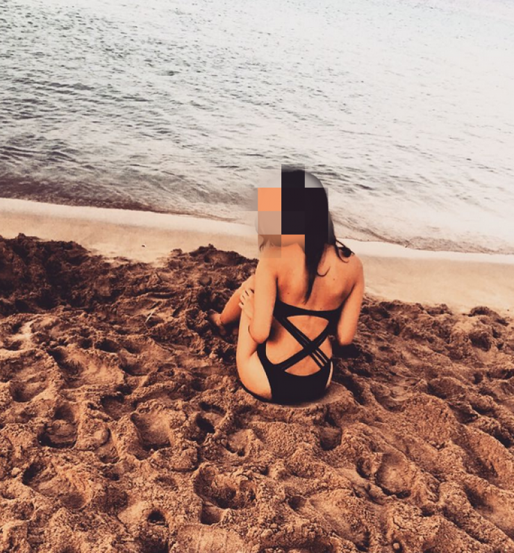 Η σέξι πίσω όψη Κύπριας μοντέλου!