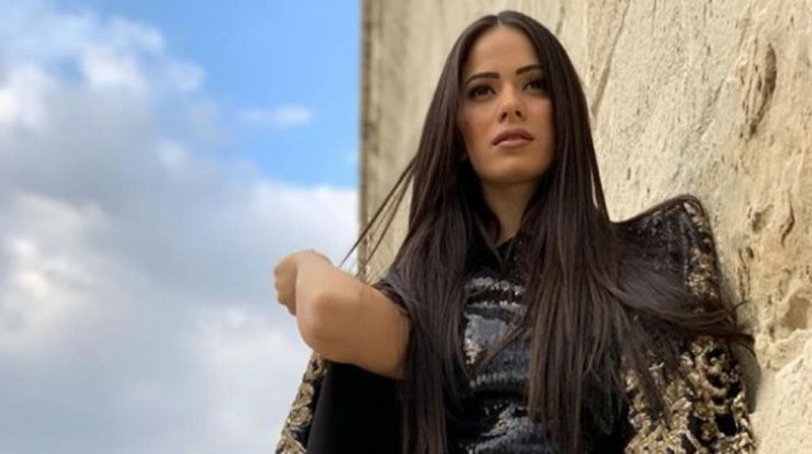 Η Μαρία Κορτζιά στο ατελιέ του Ανδρέα Ζαννετίδη για πρόβα νυφικού! [εικόνα]