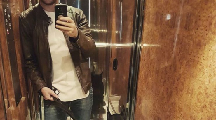 Χώρισε γοητευτικός Έλληνας τραγουδιστής