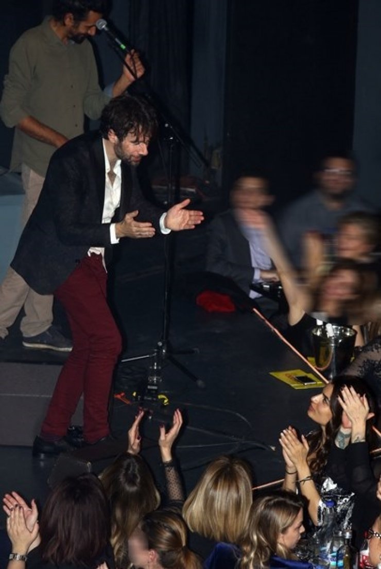 Πρωινός καφές στη Λευκωσία για Κωστή Μαραβέγια και Τόνια Σωτηροπούλου!