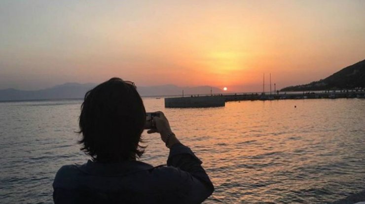 Πατέρας για δεύτερη φορά έγινε πασίγνωστος Έλληνας τραγουδιστής!