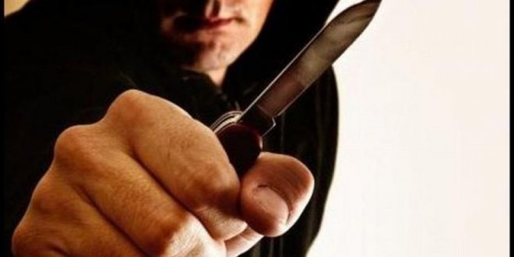 Κουκουλοφόρος με μαχαίρι λήστεψε αρτοποιείο στην Πάφο 