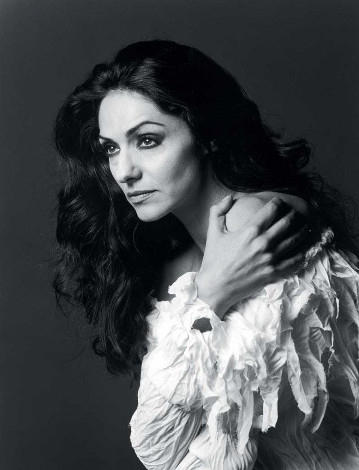 Βίκυ Κουλιανού: Η εξομολόγηση για τον θάνατο του πατέρα της