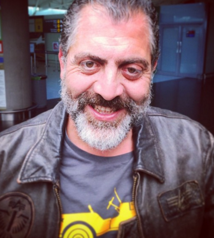 Κούλλης Νικολάου: Η τρυφερή φωτογραφία αγκαλιά με τη γυναίκα και την κόρη του!