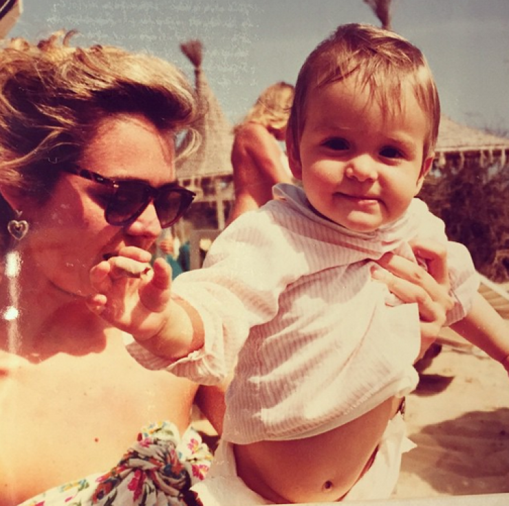 Ποια Κύπρια socialite είναι η μπέμπα στη φωτογραφία;