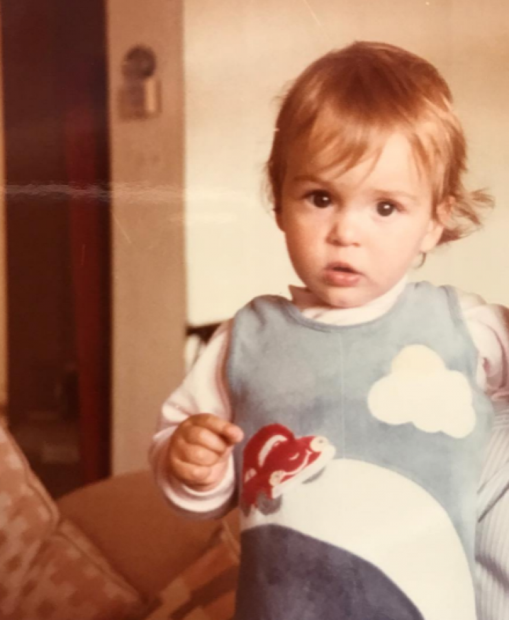 Ποια επώνυμη Κύπρια είναι το κοριτσάκι στη φωτογραφία;